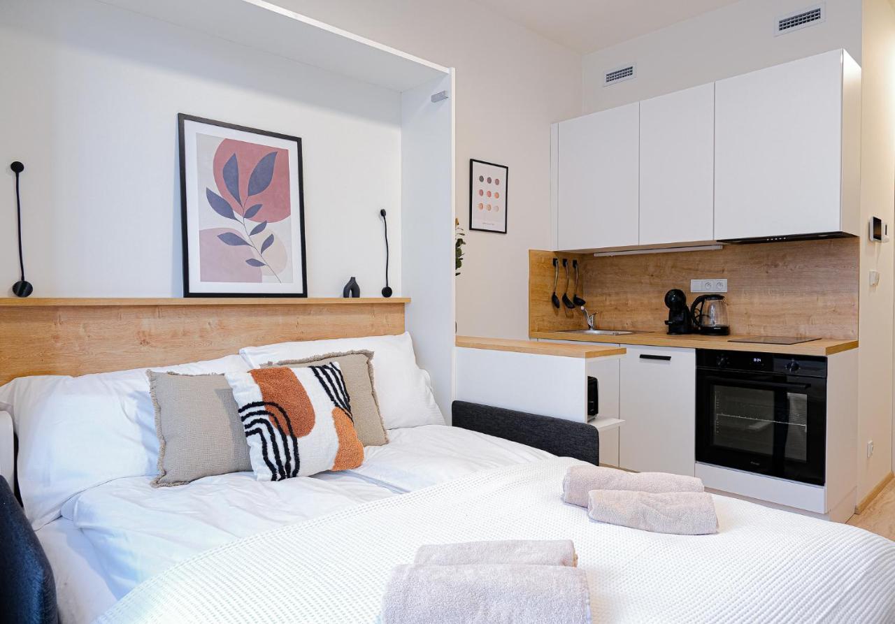 Mymozart Apartments Prague By Rentero Property Exterior photo
