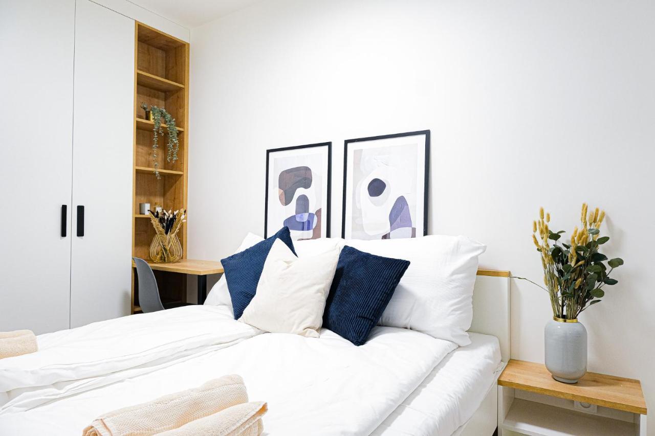 Mymozart Apartments Prague By Rentero Property Exterior photo