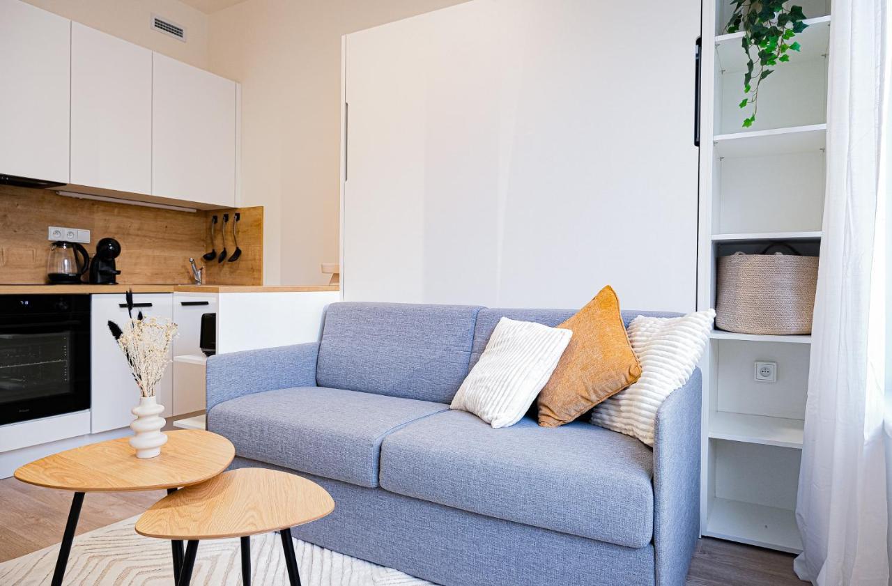 Mymozart Apartments Prague By Rentero Property Exterior photo